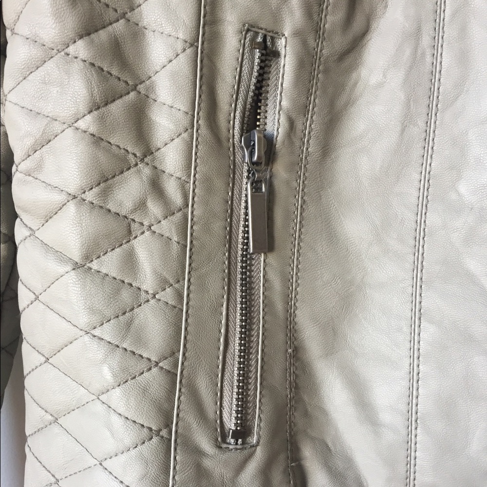Leather Jacket - Picture 2 of 8